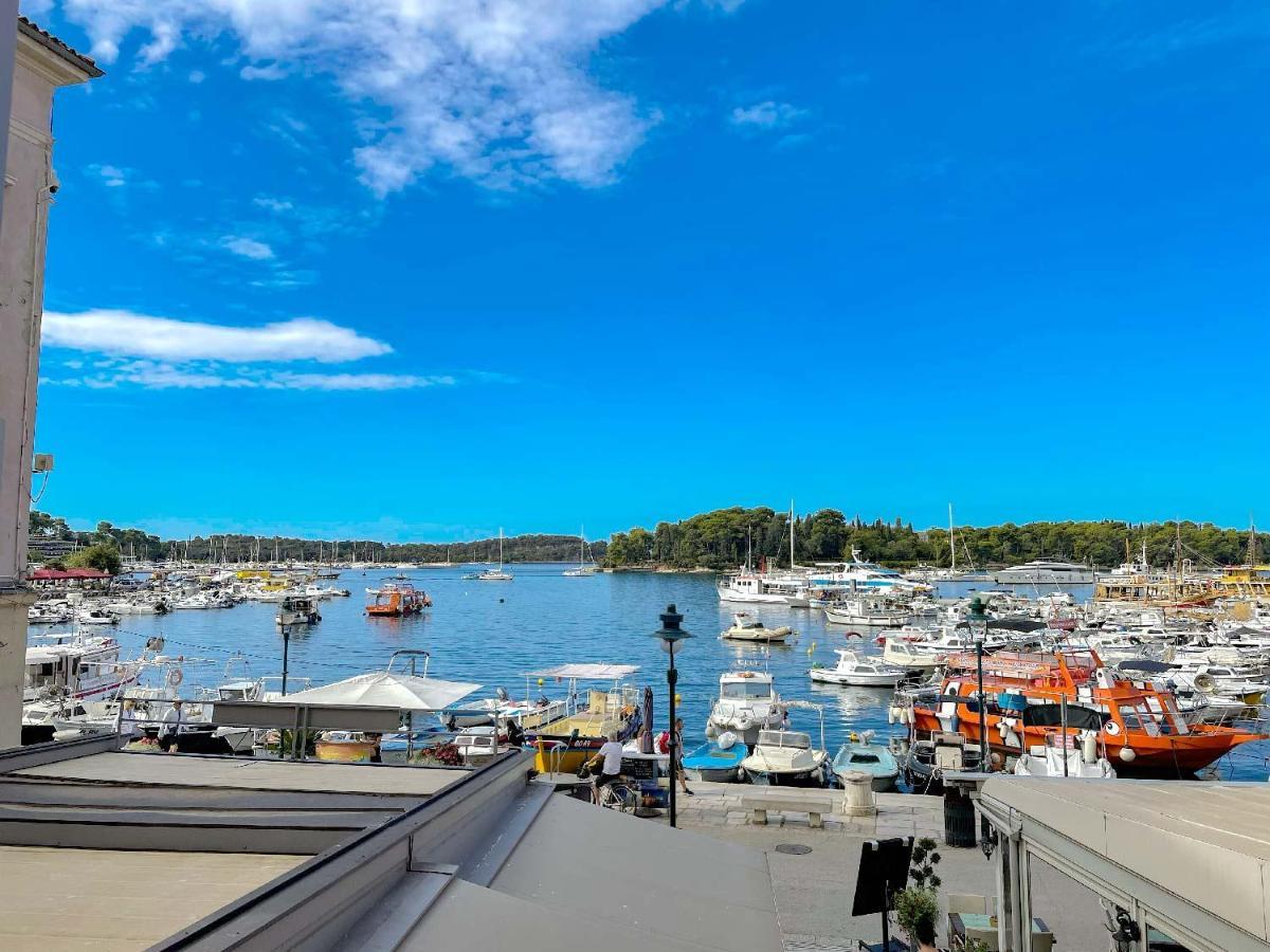 罗维尼Clorinda Sea View Free Parking公寓 外观 照片